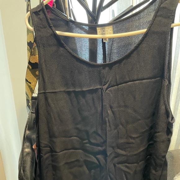 Niche rayon black sleeveless blouse XL 🖤💫 - Picture 1 of 6